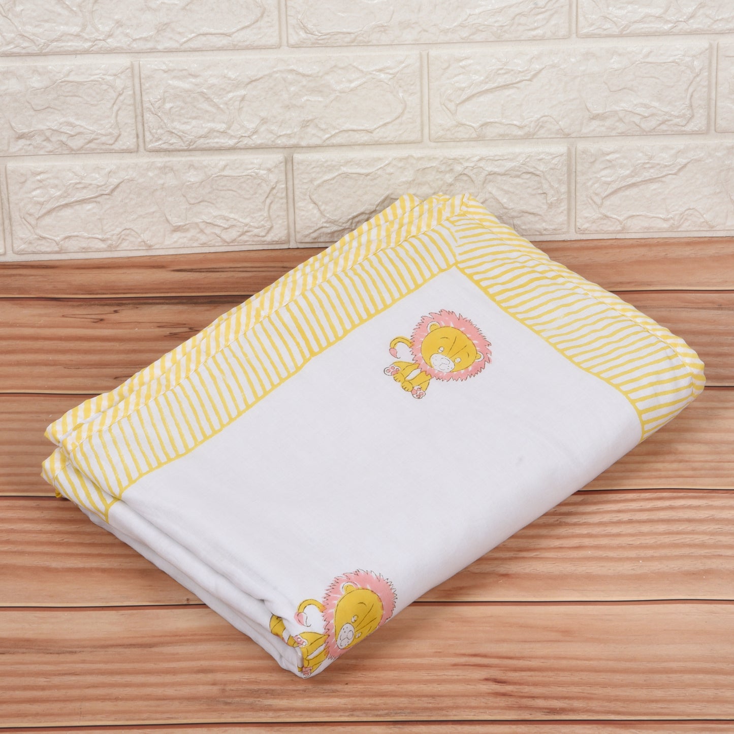 Hand Block Printed Cotton Baby dohar blanket, 60x40 inches (100x150 cm) Yellow Lion